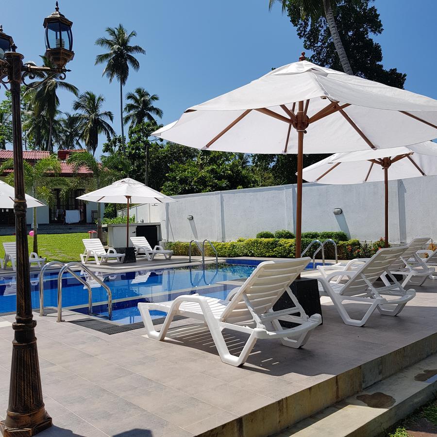 Sithi Villa Hikkaduwa Exterior photo